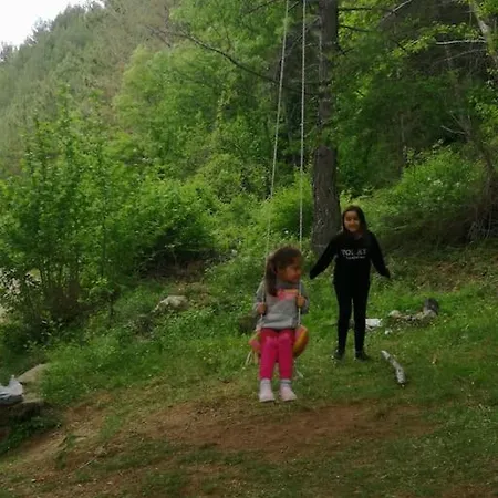 Kazdaglarinda Genis Bahceli Orjinal Koy Evi